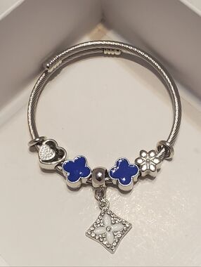 Stainless Steel Blue Quatrefoil Clover & Heart Charm Adjustable Bangle Bracelet